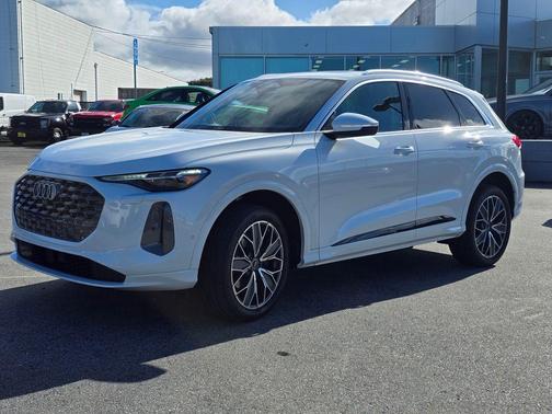 2025 Audi Q5 2.0T quattro Premium