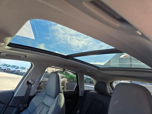 2025 Audi Q5 2.0T quattro Premium