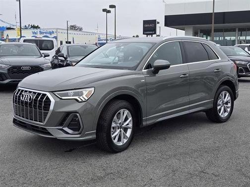 2025 Audi Q3 45 S line Premium