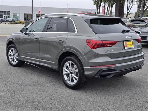 2025 Audi Q3 45 S line Premium