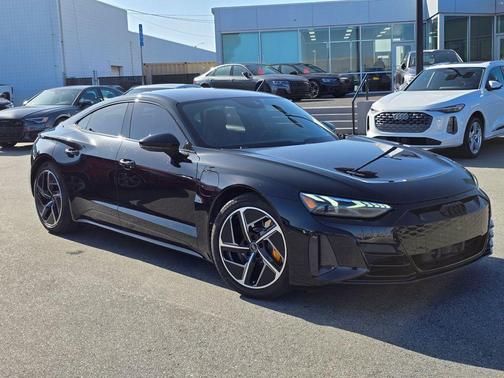 Mythos Black Metallic 2024 Audi RS e-tron GT Base