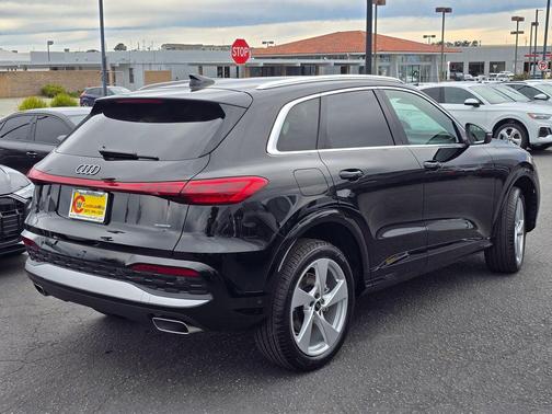 2025 Audi Q5 2.0T quattro Premium