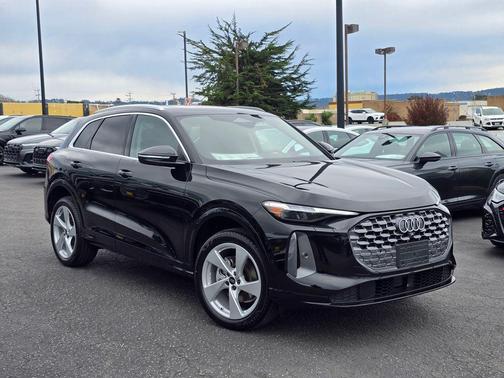 2025 Audi Q5 2.0T quattro Premium