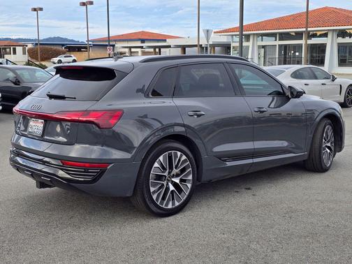 2024 Audi Q8 e-tron Premium