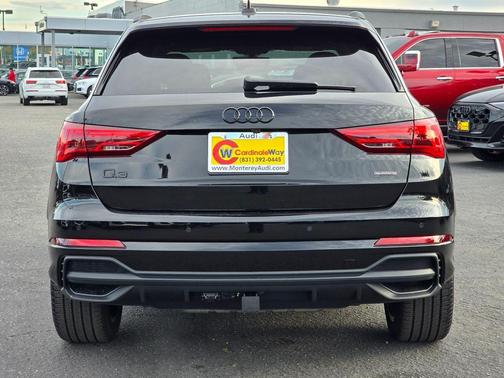Mythos Black Metallic 2025 Audi Q3 45 S line Premium