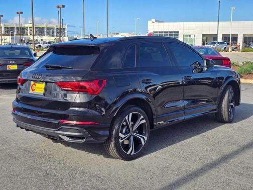 2023 Audi Q3 45 S line Premium