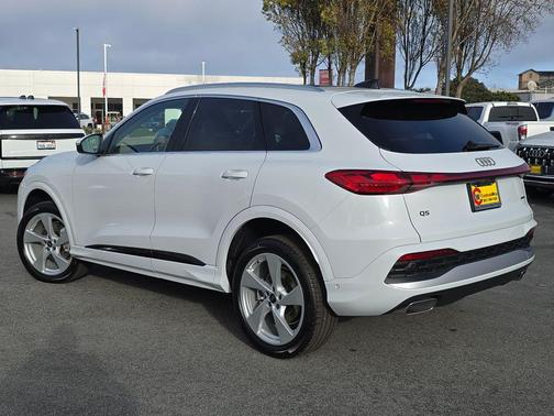 2025 Audi Q5 2.0T quattro Premium