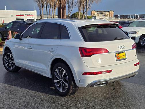 2022 Audi Q5 45 S line quattro Premium