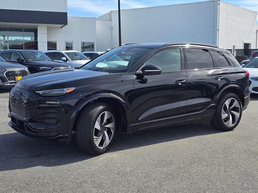 2025 Audi Q6 e-tron Premium