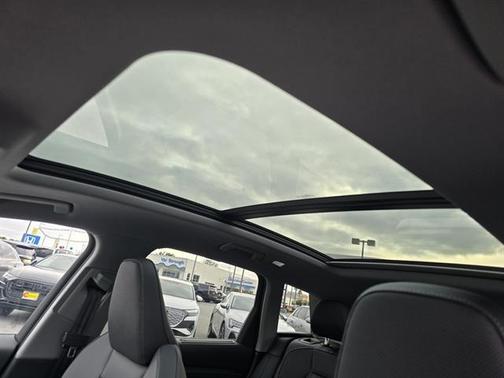 2025 Audi Q6 e-tron Premium