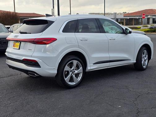 2025 Audi Q5 2.0T quattro Premium