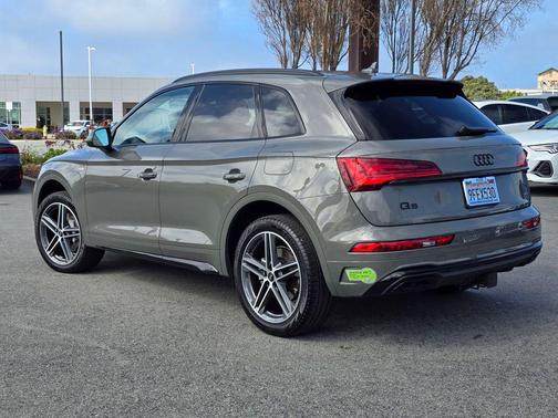 2023 Audi Q5 e 55 S line quattro Premium