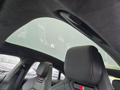 2026 Audi S e-tron GT Premium Plus