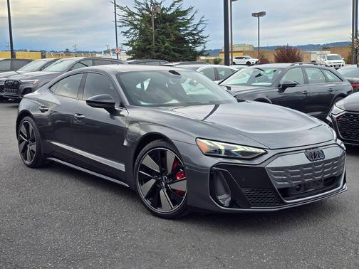 2026 Audi S e-tron GT Premium Plus