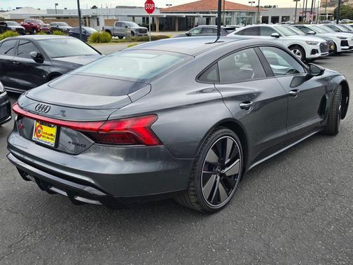 2026 Audi S e-tron GT Premium Plus