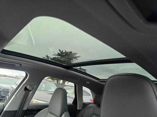 Black 2025 Audi Q5 2.0T quattro Premium