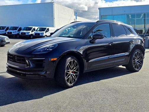 2024 Porsche Macan S