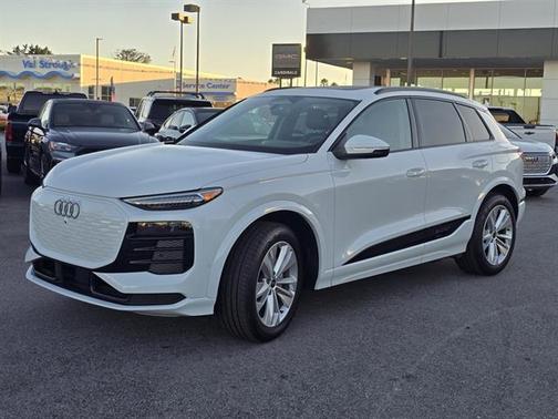 2025 Audi Q6 e-tron Premium
