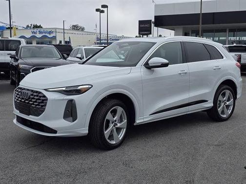 2025 Audi Q5 2.0T quattro Premium