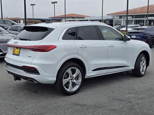 2025 Audi Q5 2.0T quattro Premium