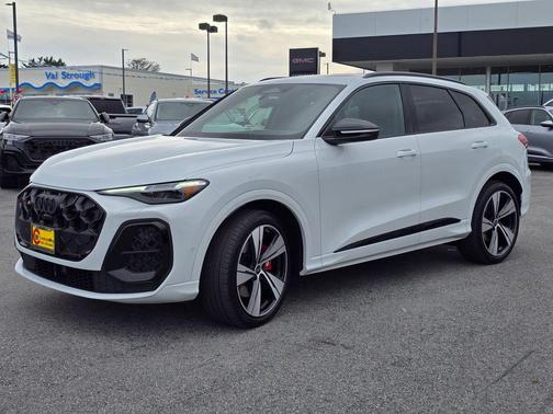 White 2026 Audi SQ5
