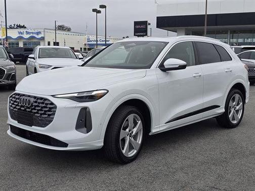 2025 Audi Q5 2.0T quattro Premium