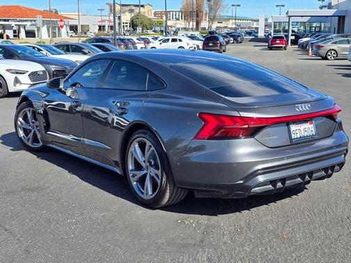 2023 Audi e-tron GT Prestige