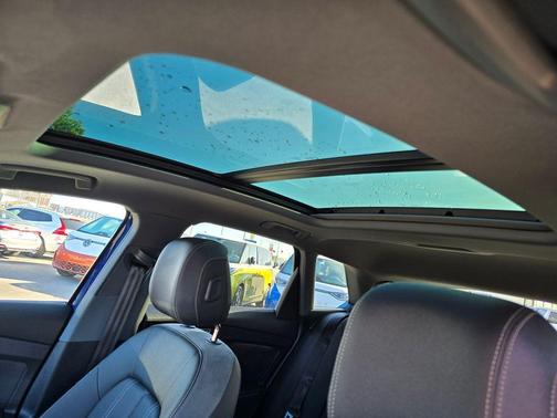Navarra Blue Metallic 2023 Audi Q4 e-tron 50 Prestige