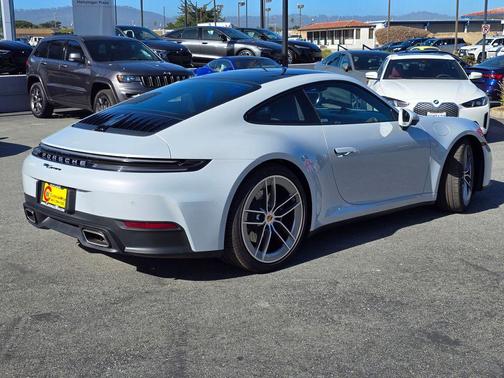 Ice 2025 Porsche 911 Carrera