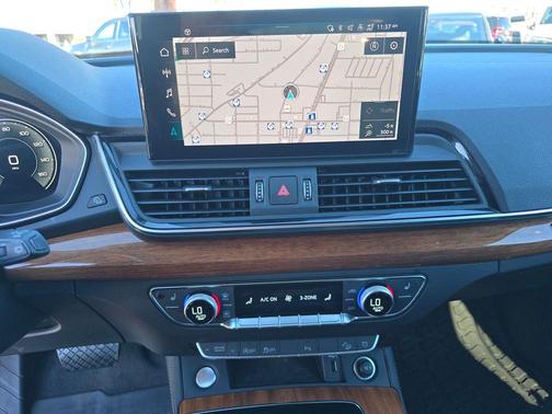 2023 Audi Q5 45 S line quattro Premium