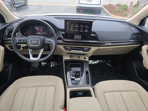 2023 Audi Q5 40 Premium