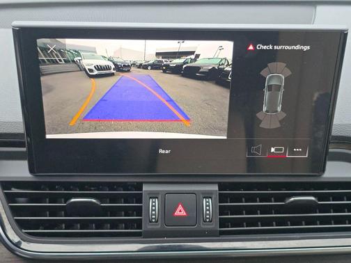 2023 Audi Q5 40 Premium