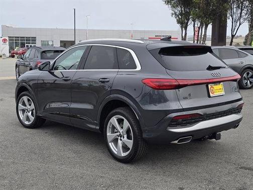 2025 Audi Q5 2.0T quattro Premium