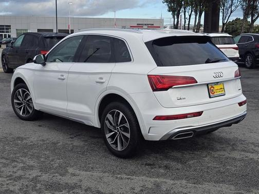 2023 Audi Q5 45 S line quattro Premium