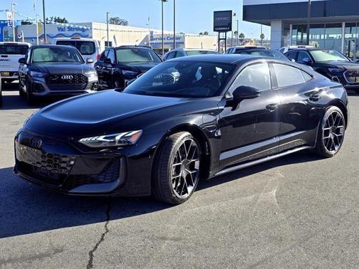 2025 Audi RS e-tron GT performance