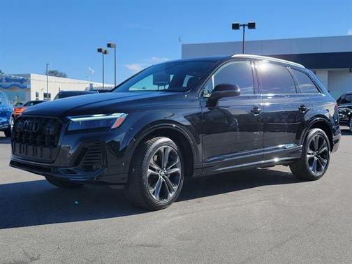 2025 Audi Q7 Premium Plus 55 TFSI quattro Tiptronic