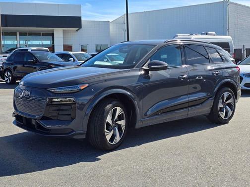 2025 Audi Q6 e-tron Premium