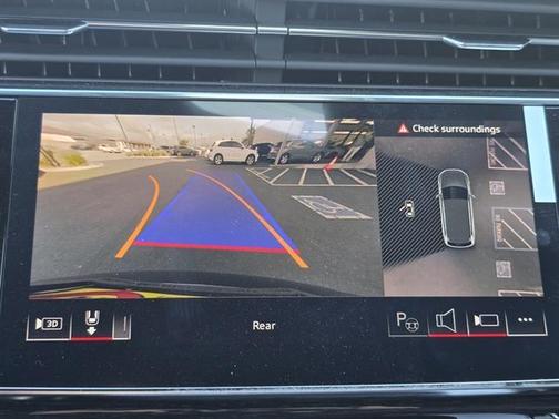 2025 Audi Q7 55 Prestige