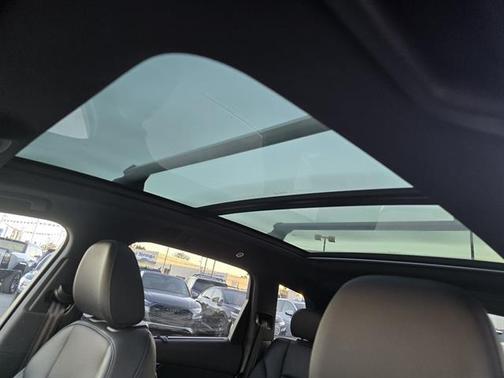 2023 Audi Q7 55 Premium