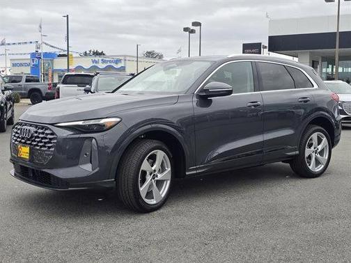 2025 Audi Q5 2.0T quattro Premium