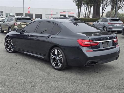 2018 BMW 750 i xDrive