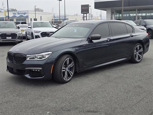 2018 BMW 750 i xDrive