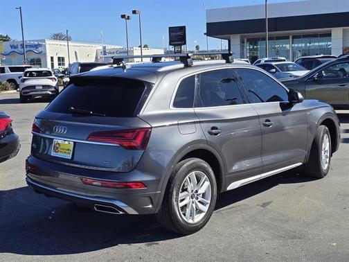 2022 Audi Q5 45 S line quattro Premium