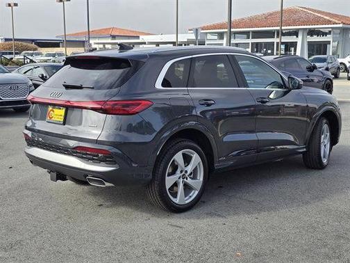 2025 Audi Q5 2.0T quattro Premium