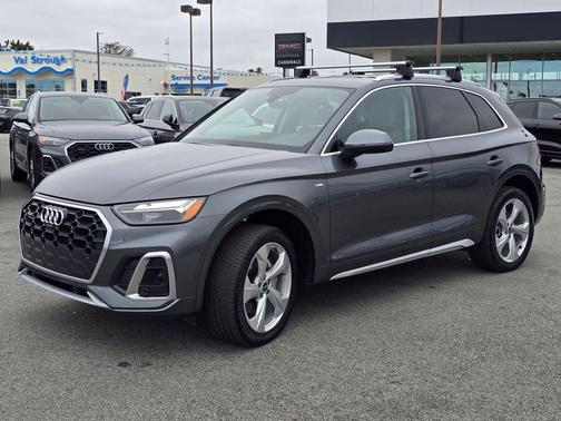 2023 Audi Q5 45 S line Premium Plus