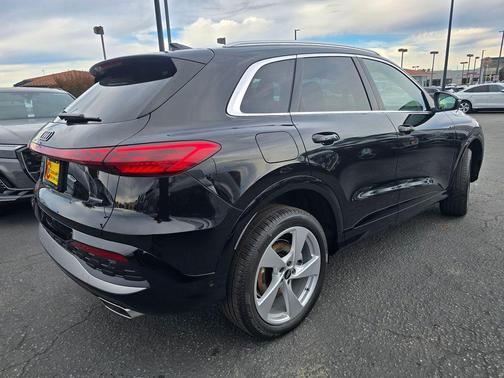 2025 Audi Q5 2.0T quattro Premium