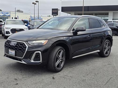 2023 Audi Q5 e 55 S line quattro Premium