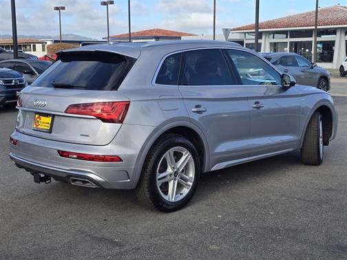 2025 Audi Q5 55 S line quattro Premium