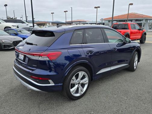 Navarra Blue Metallic 2023 Audi Q4 e-tron 50 Prestige