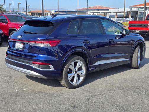 Navarra Blue Metallic 2023 Audi Q4 e-tron 50 Prestige
